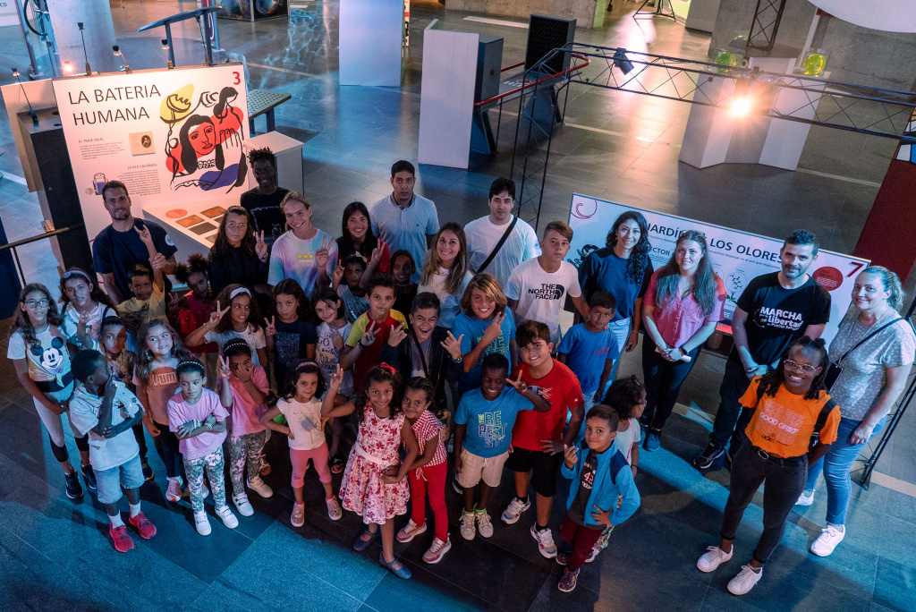 Group picture: 2022 Amanar summer
programme activities at the Museum of
Science and the Cosmos in Tenerife.